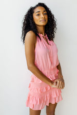 mode, neck tie smocked dress