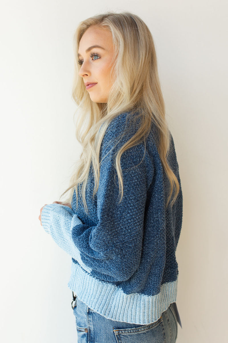 mode, color-block balloon sleeve sweater