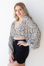 mode, white leopard cross front top