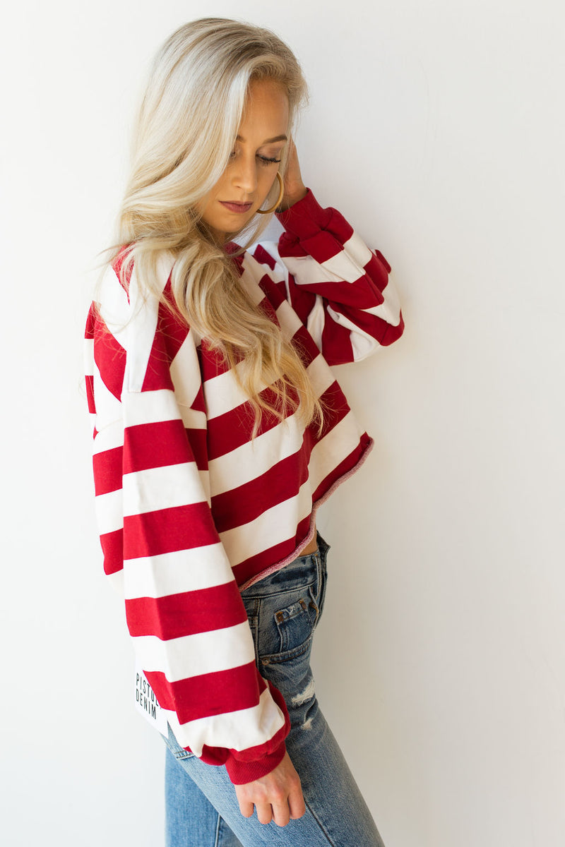 mode, distressed crew neck long sleeve