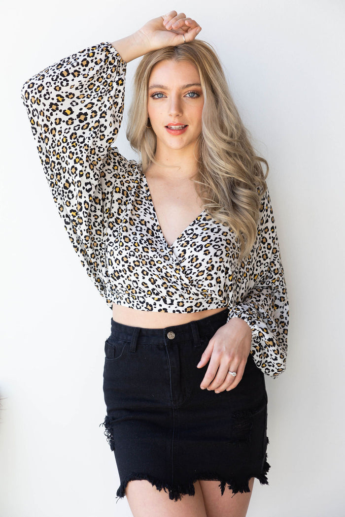 mode, white leopard cross front top