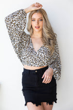 mode, white leopard cross front top