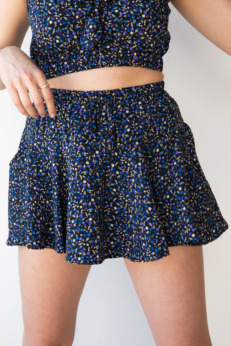 mode, waiting for you mini skirt