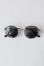 mode, yes I will sunnies