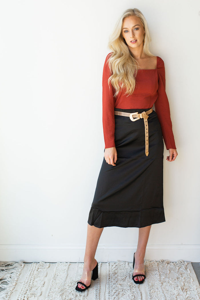 mode, satin midi skirt
