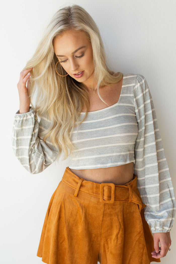 mode, seeing stripes fitted crop