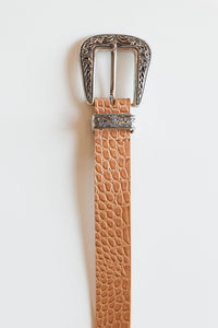 mode, hang around leather belt