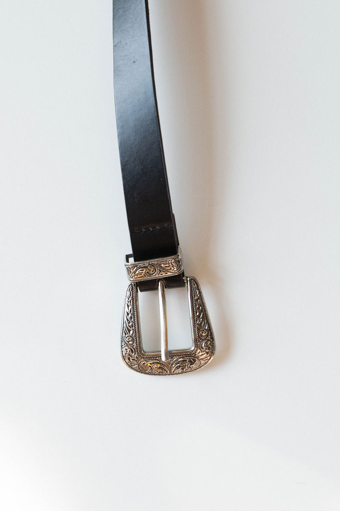mode, hang around leather belt
