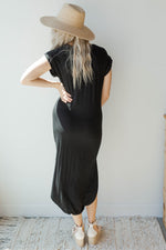 mode, crewneck midi t-shirt dress