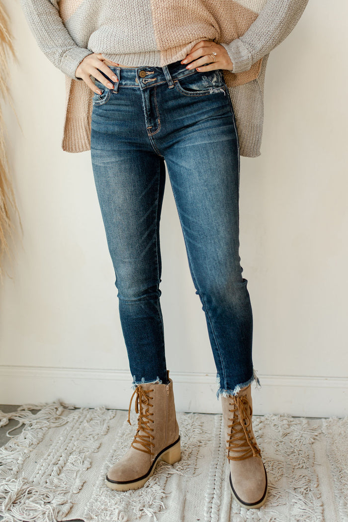 mode, mid rise fray hem crop skinny