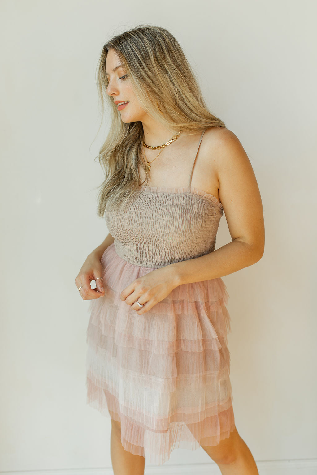 mode, fancy girl tulle dress