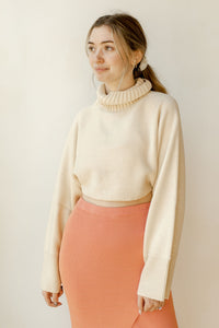 mode, cropped cowl neck top