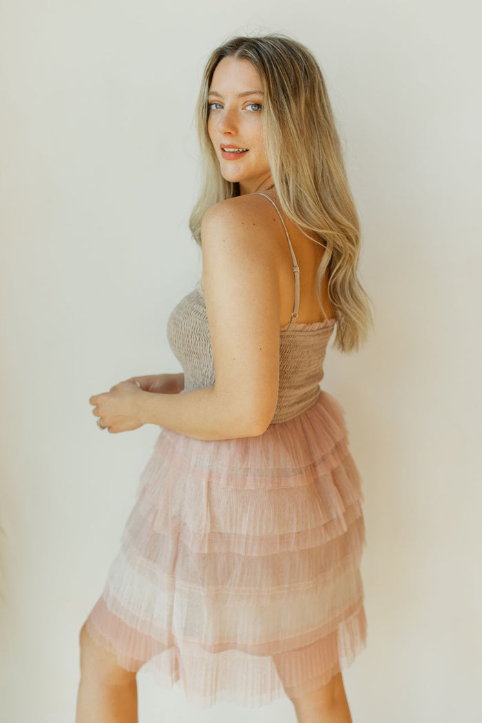 mode, fancy girl tulle dress