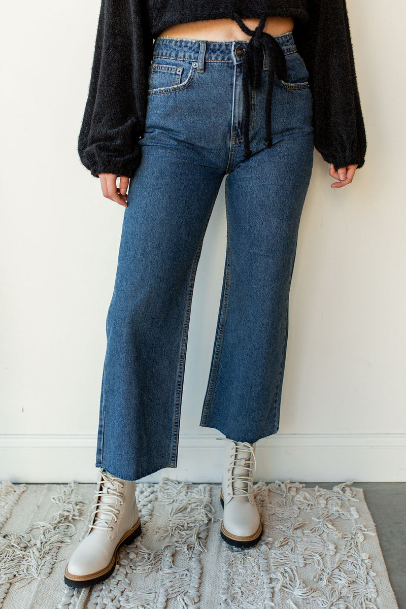mode, gabi crop flare wvn denim pant