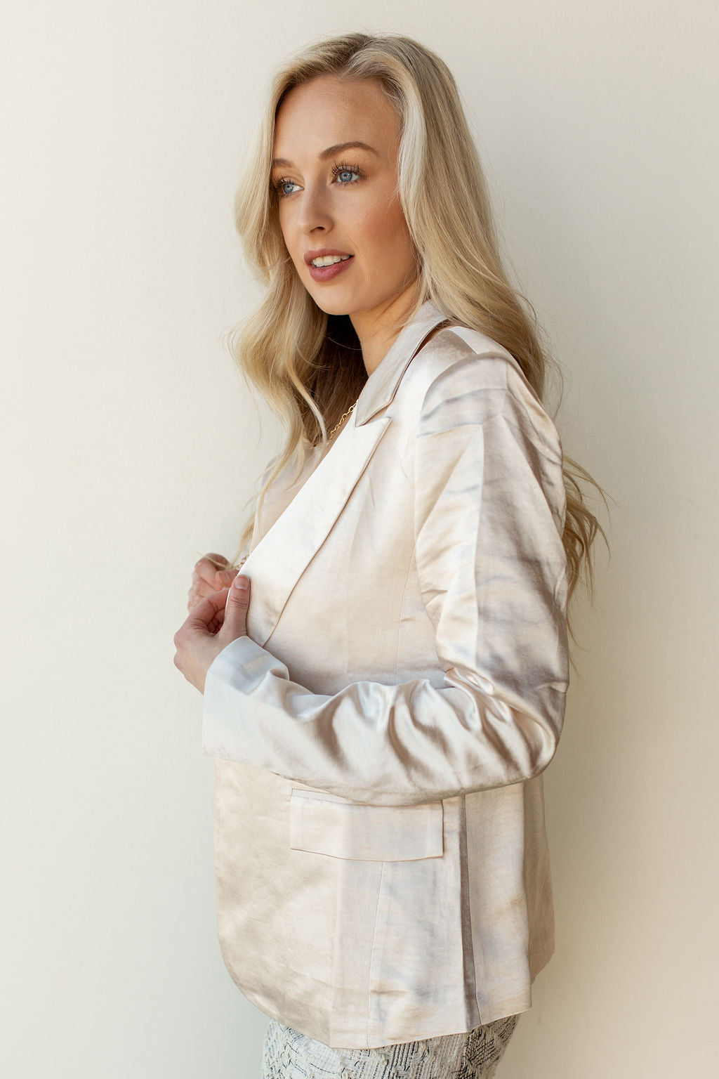 mode, top of the day satin blazer