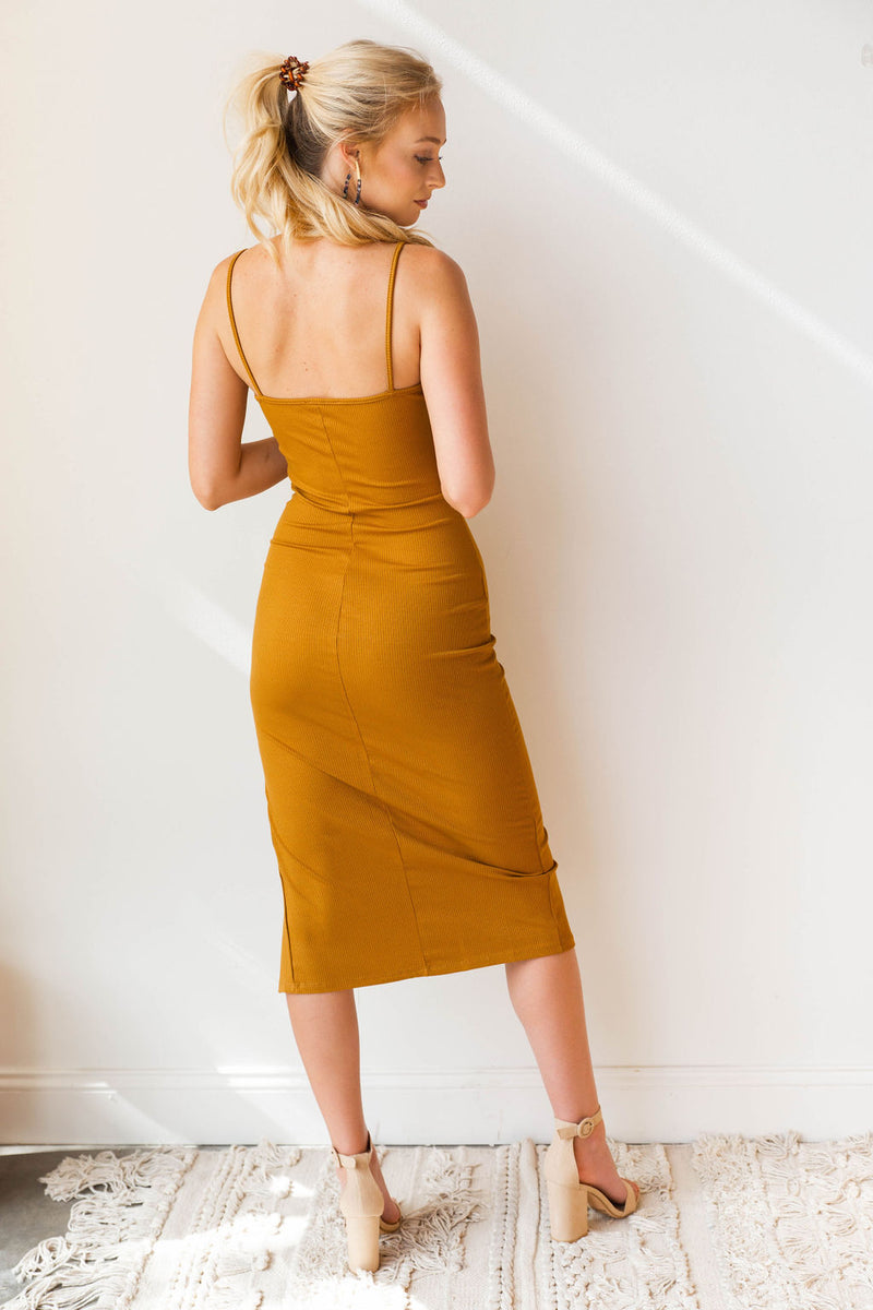 mode, square neck bodycon dress
