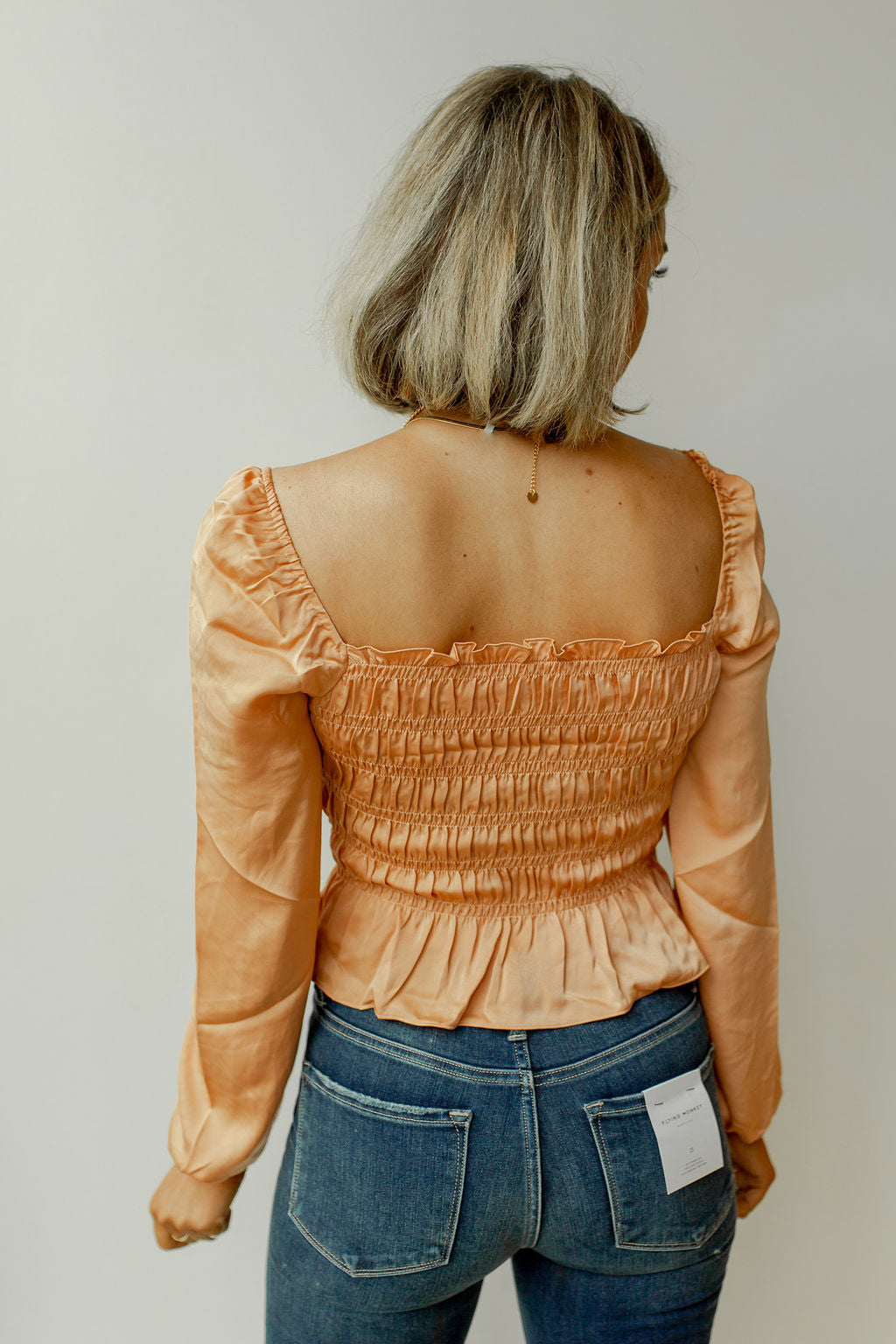 mode, puff long sleeve blouse