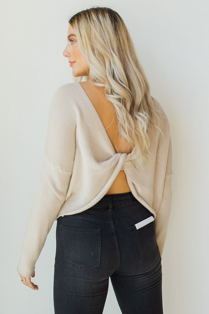 mode, Twisted up sweater