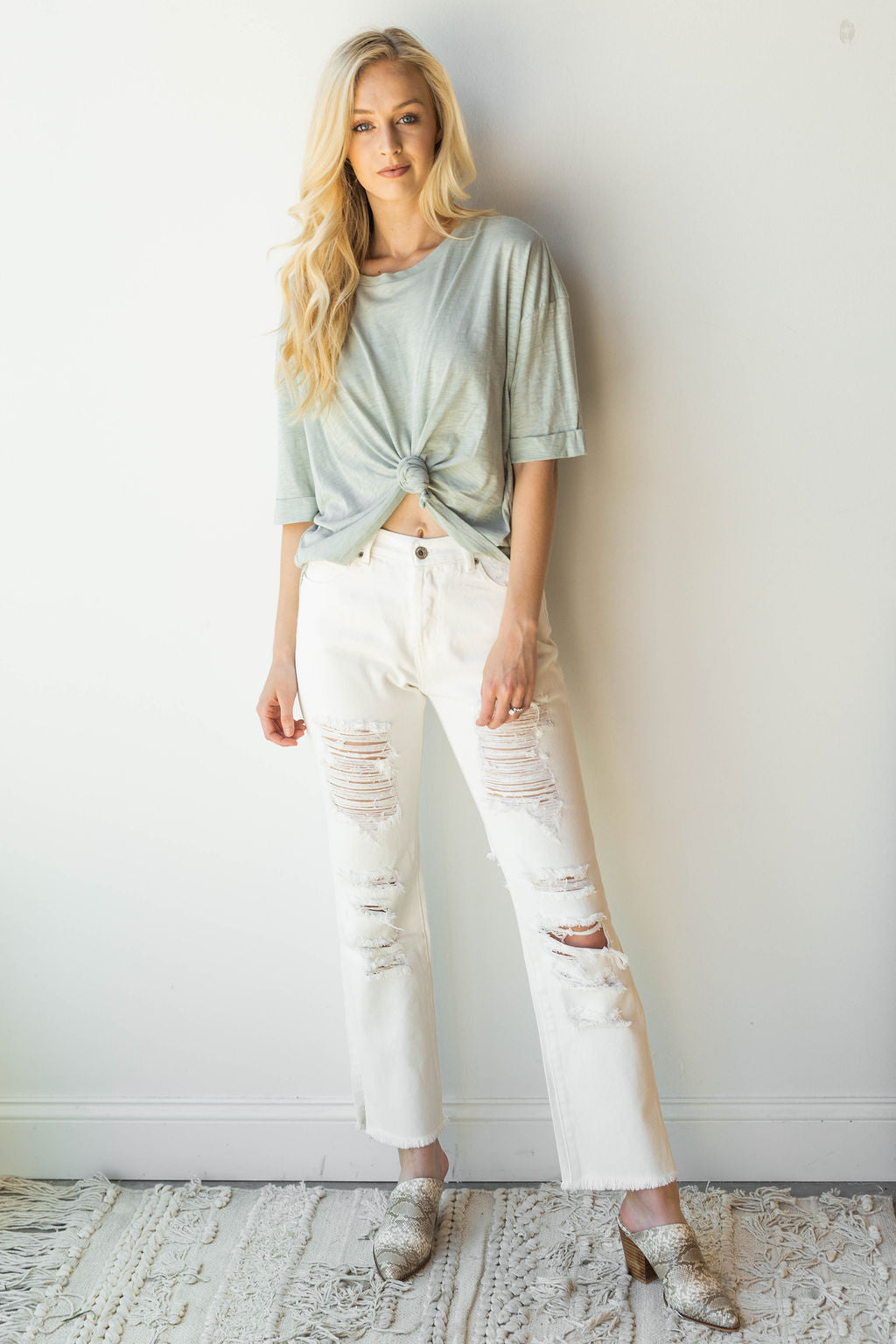 mode, hi low knot front cuff sleeve tee