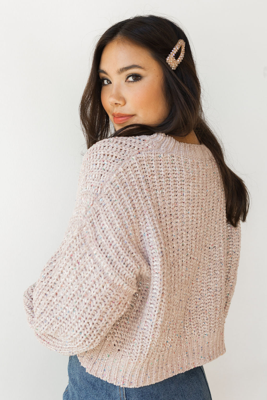 mode, gleaming sweater