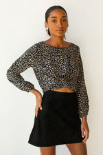 mode, heart of glass crop blouse