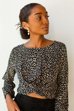mode, heart of glass crop blouse