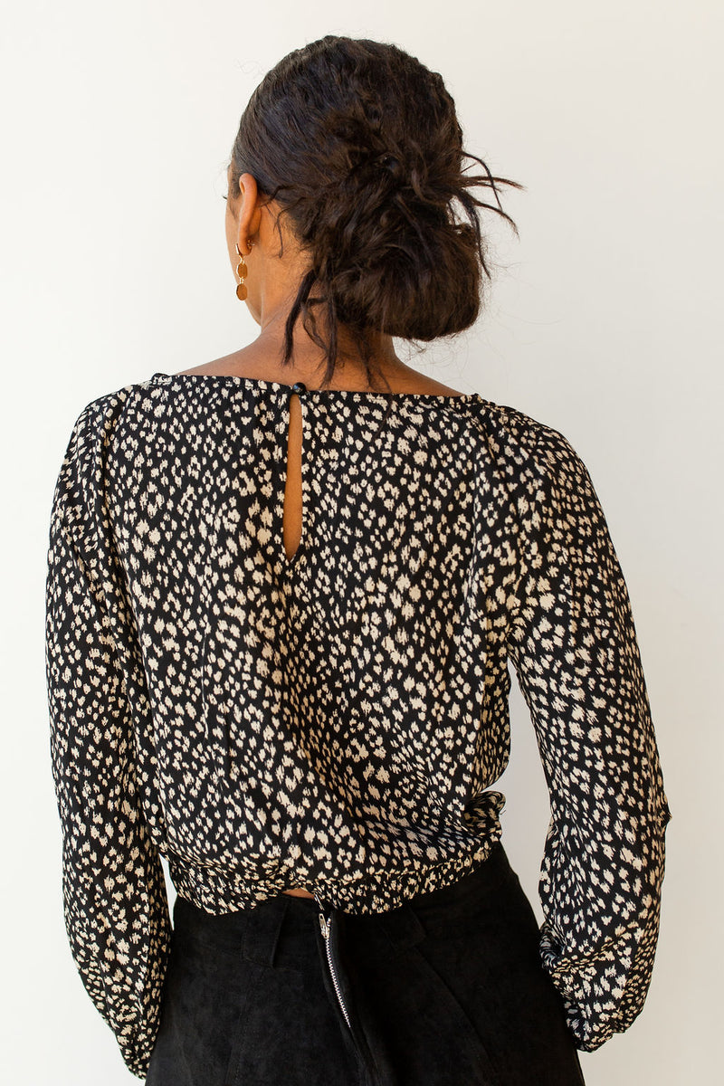 mode, heart of glass crop blouse