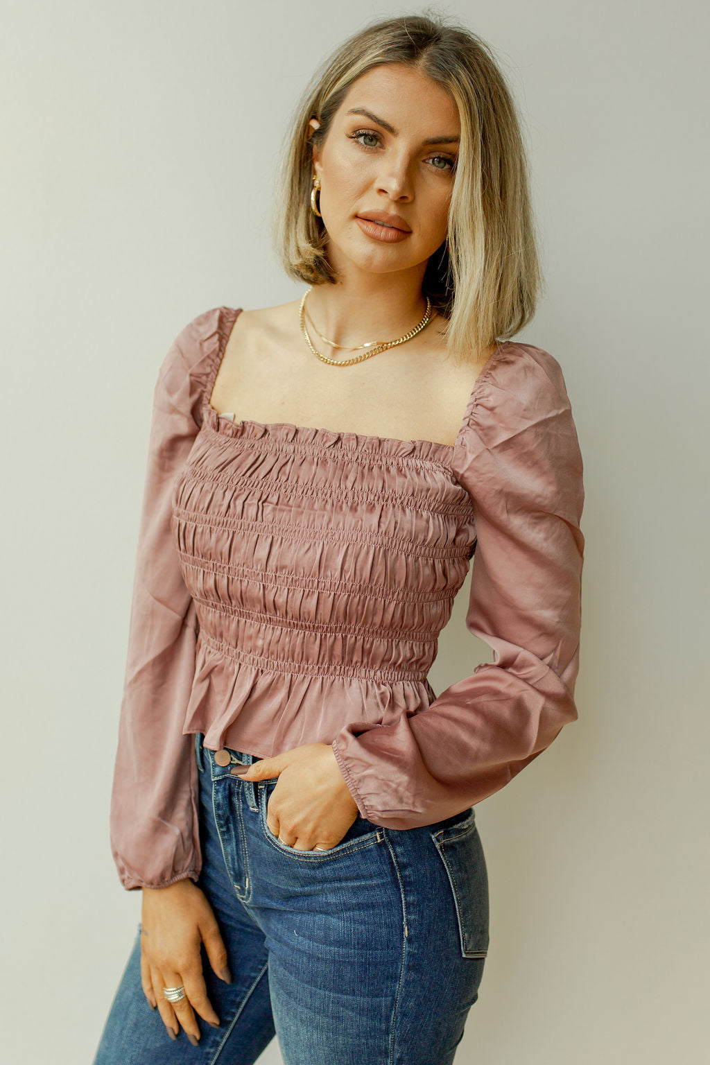 mode, puff long sleeve blouse