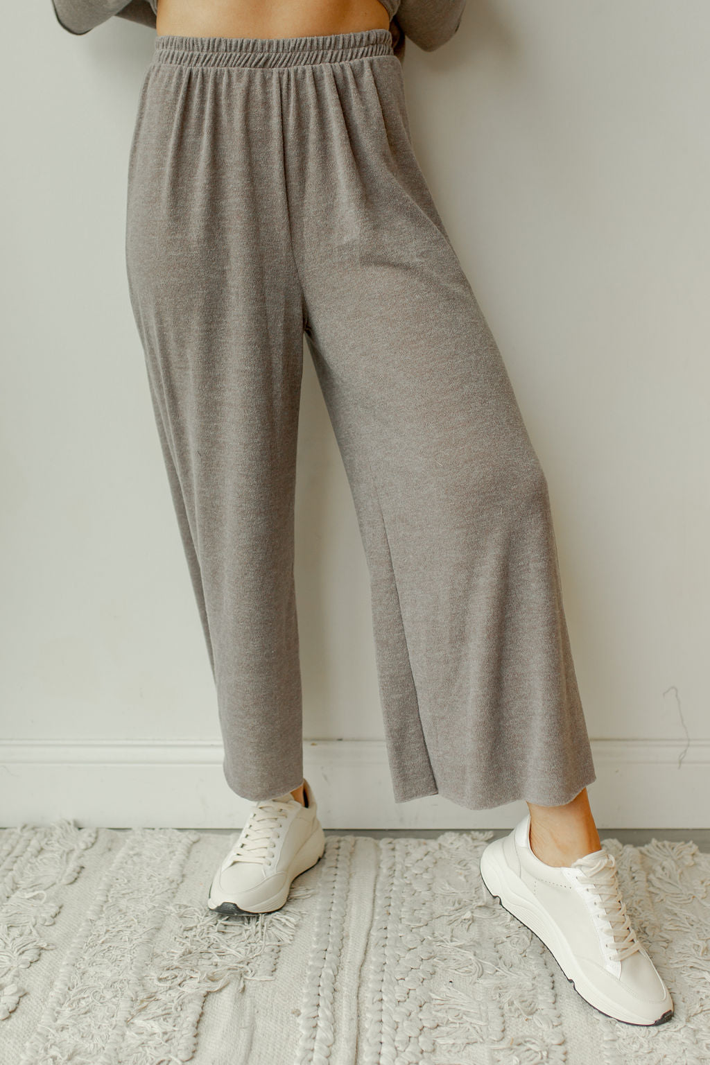 mode, meant to be set (pants)