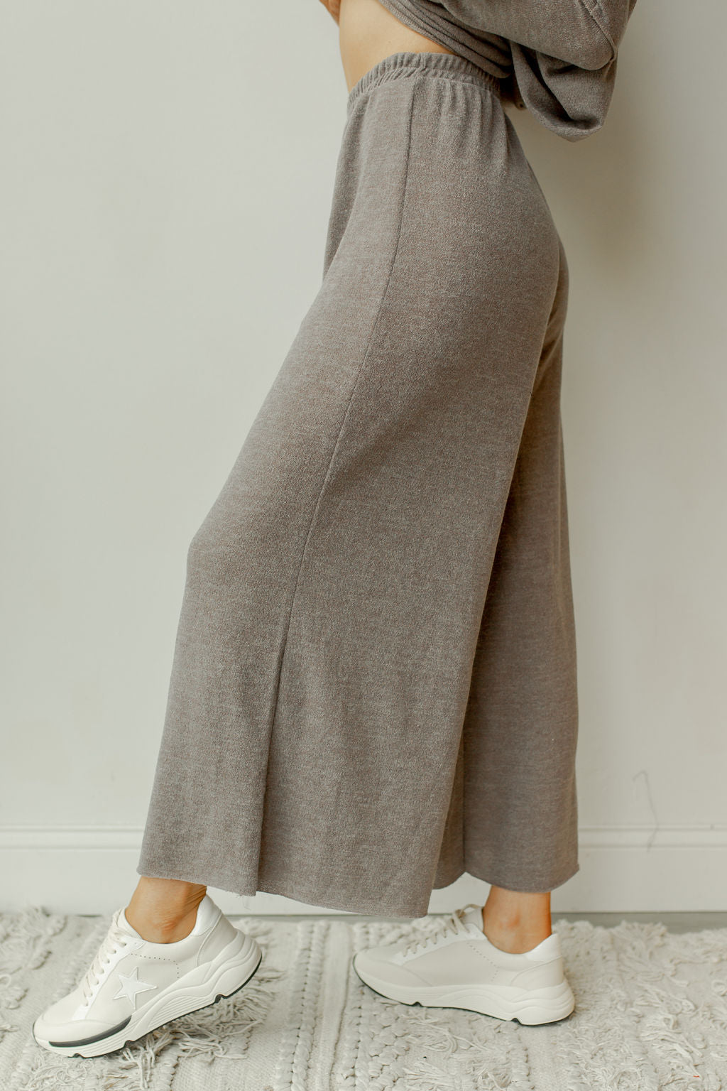 mode, meant to be set (pants)