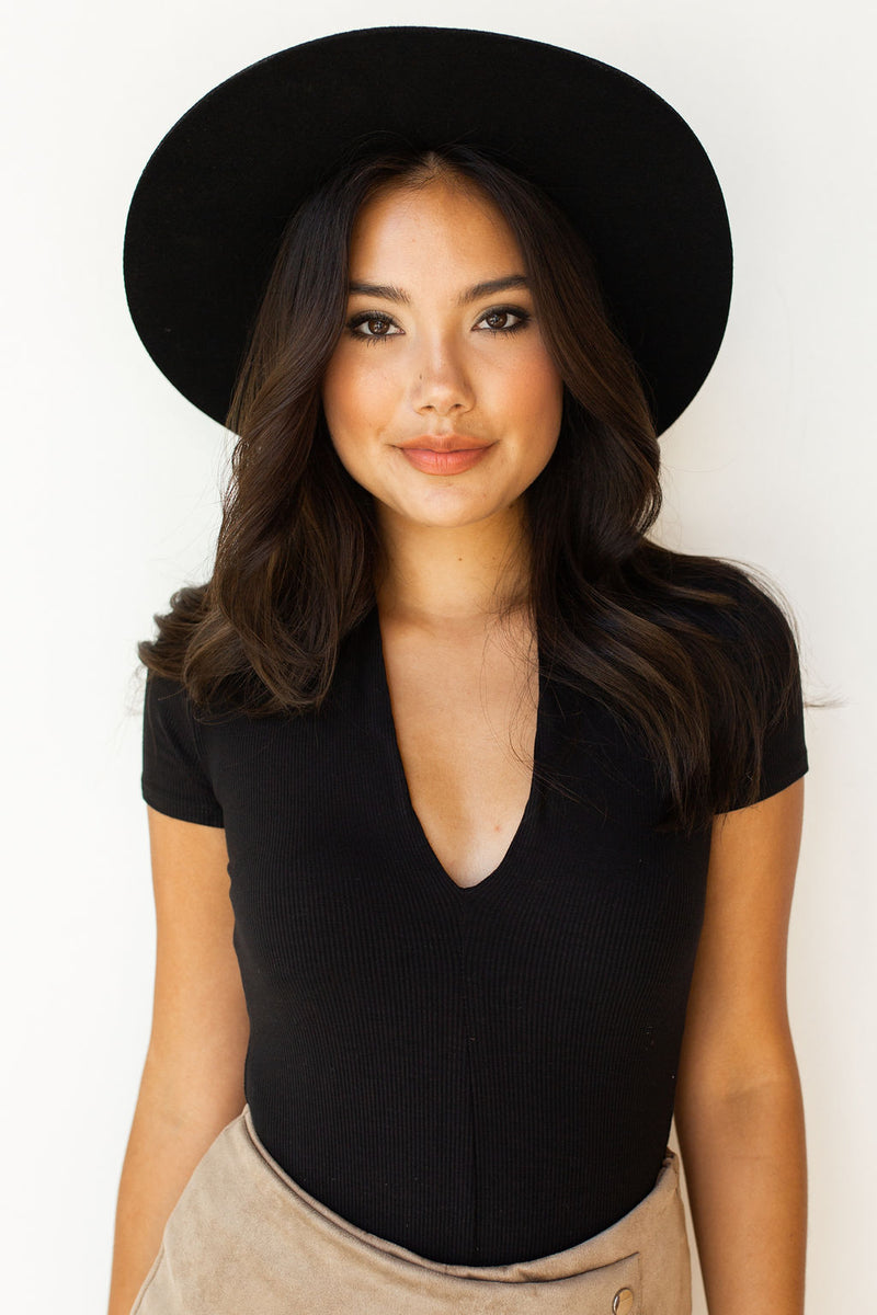 mode, v plunged ribbed bodysuit