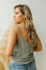 mode, ruffled tank
