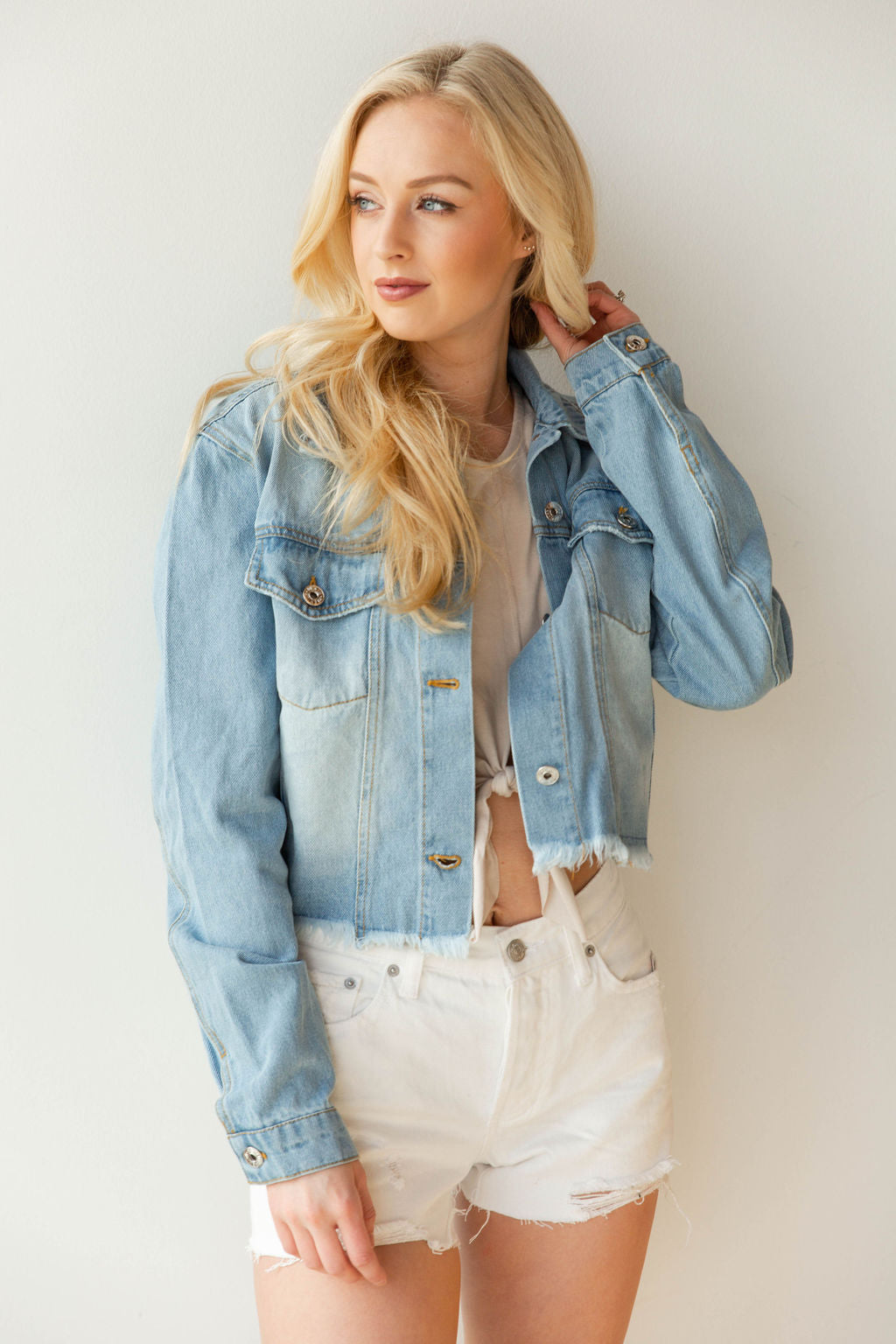 mode, weather change raw edge denim jacket