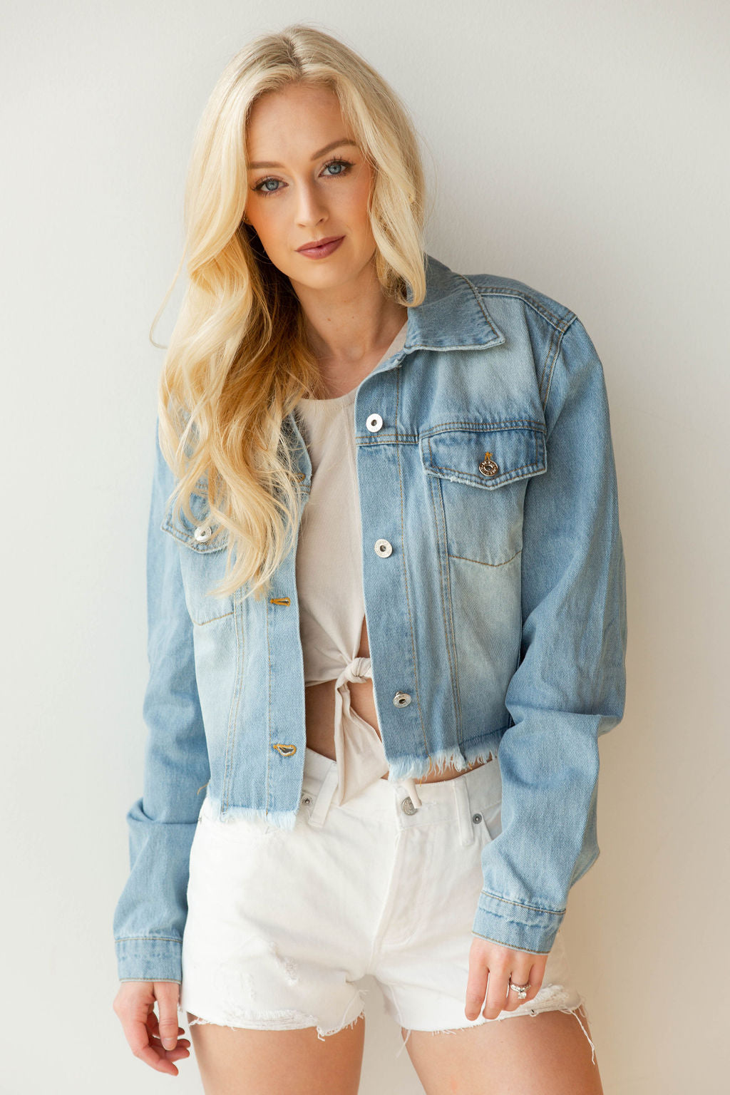 mode, weather change raw edge denim jacket