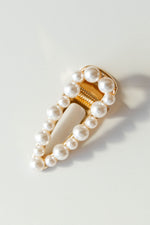 mode, sister of pearl clip