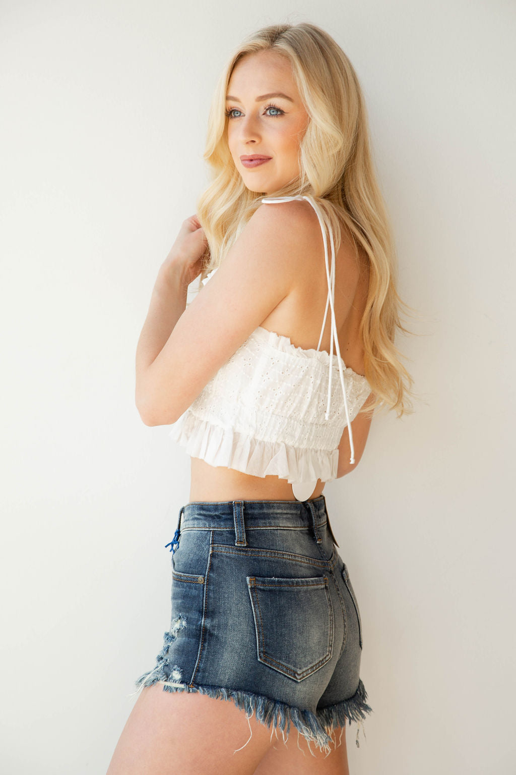 mode, daisy floral eyelet crop