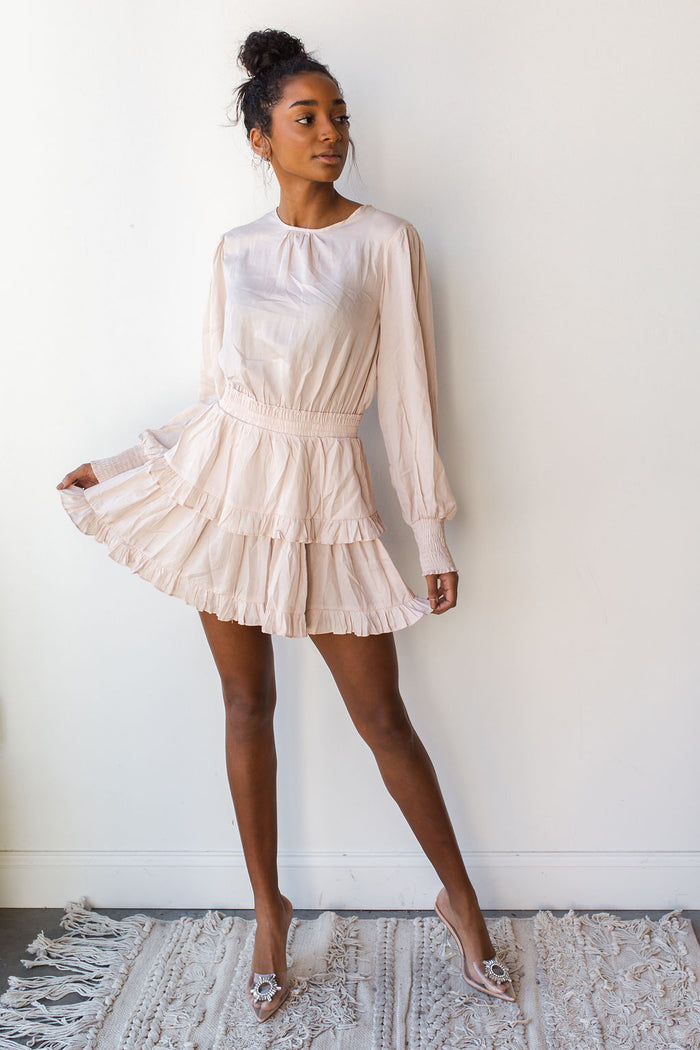 mode, ruffle detail layer dress