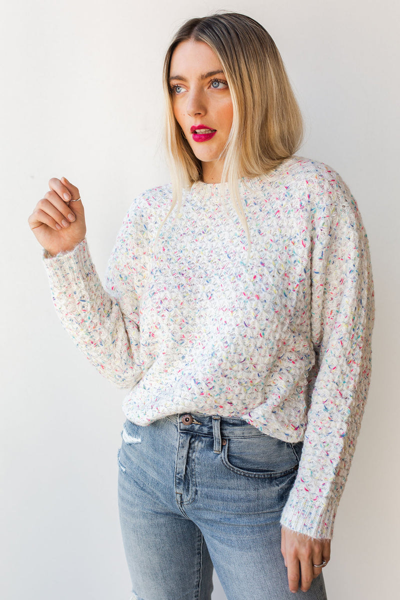 mode, color pop sweater