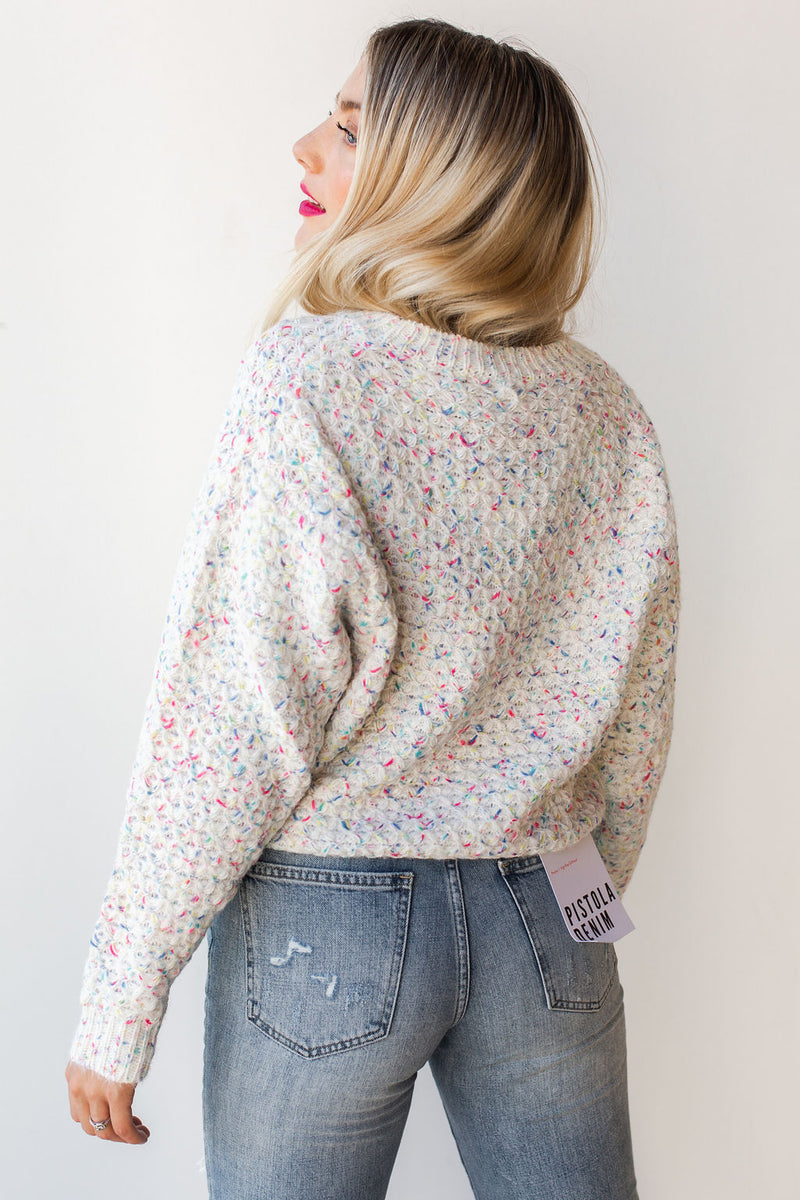 mode, color pop sweater