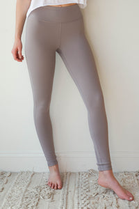 mode, criss cross ankle cut outs leggings