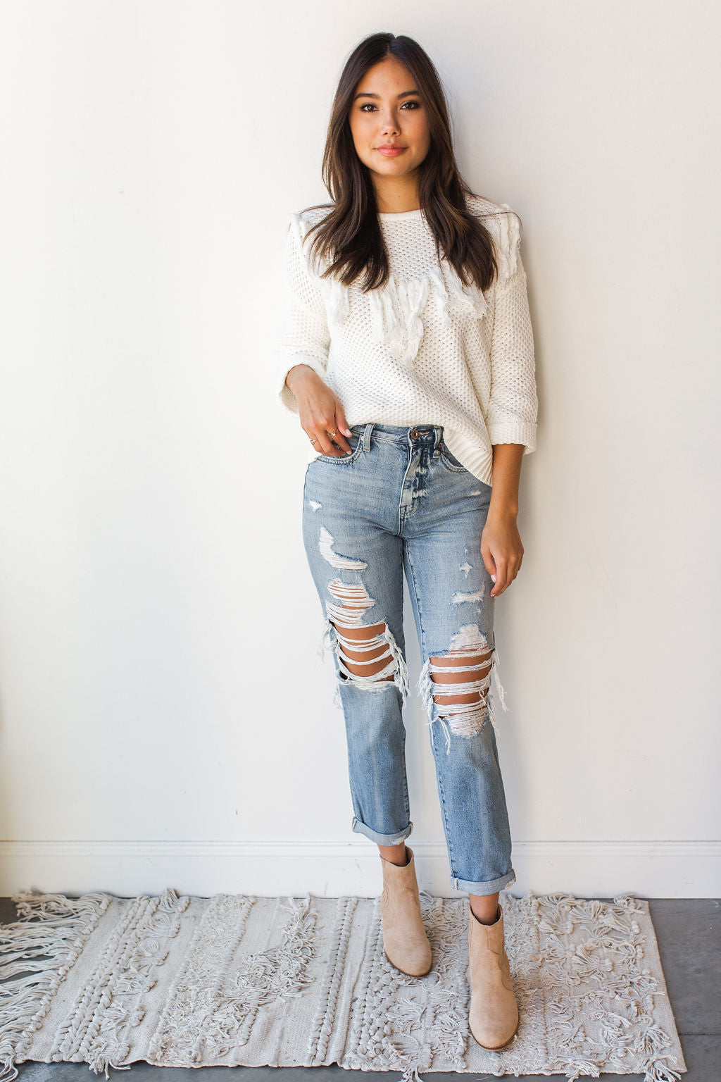 mode, winter frills sweater