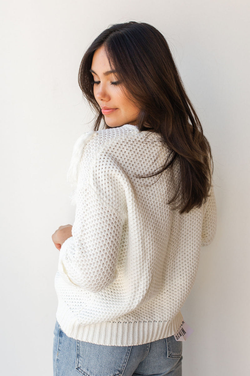 mode, winter frills sweater