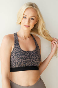 mode, leopard print sports bra