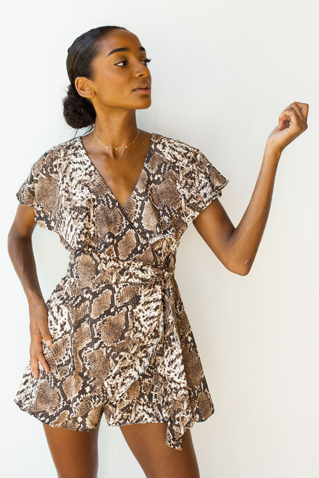 mode, wrap v neck snake print romper