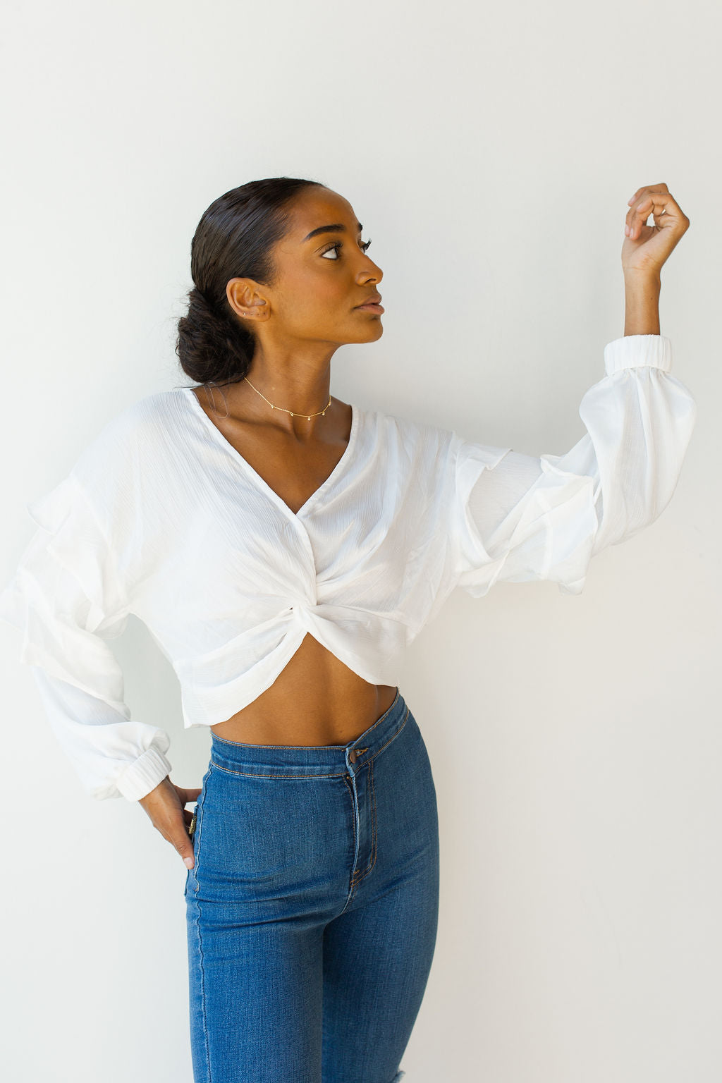 mode, front twist cropped top
