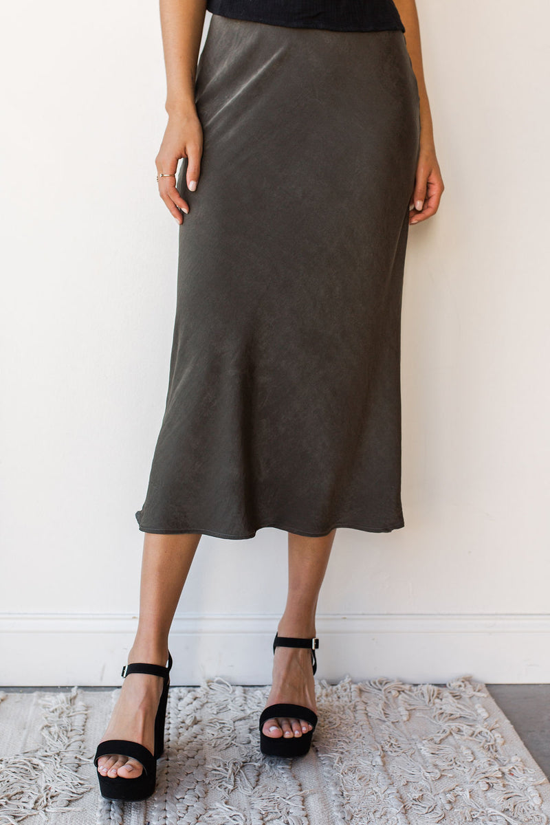 mode, sweet and simple middy skirt