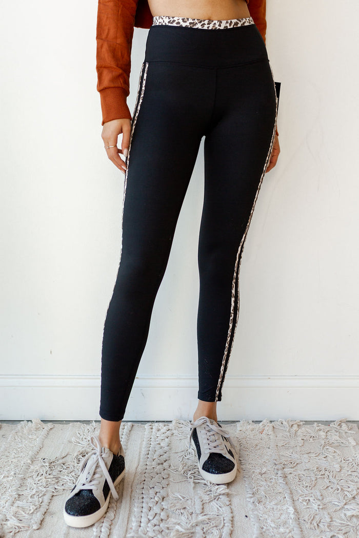 mode, jaguar print trim leggings