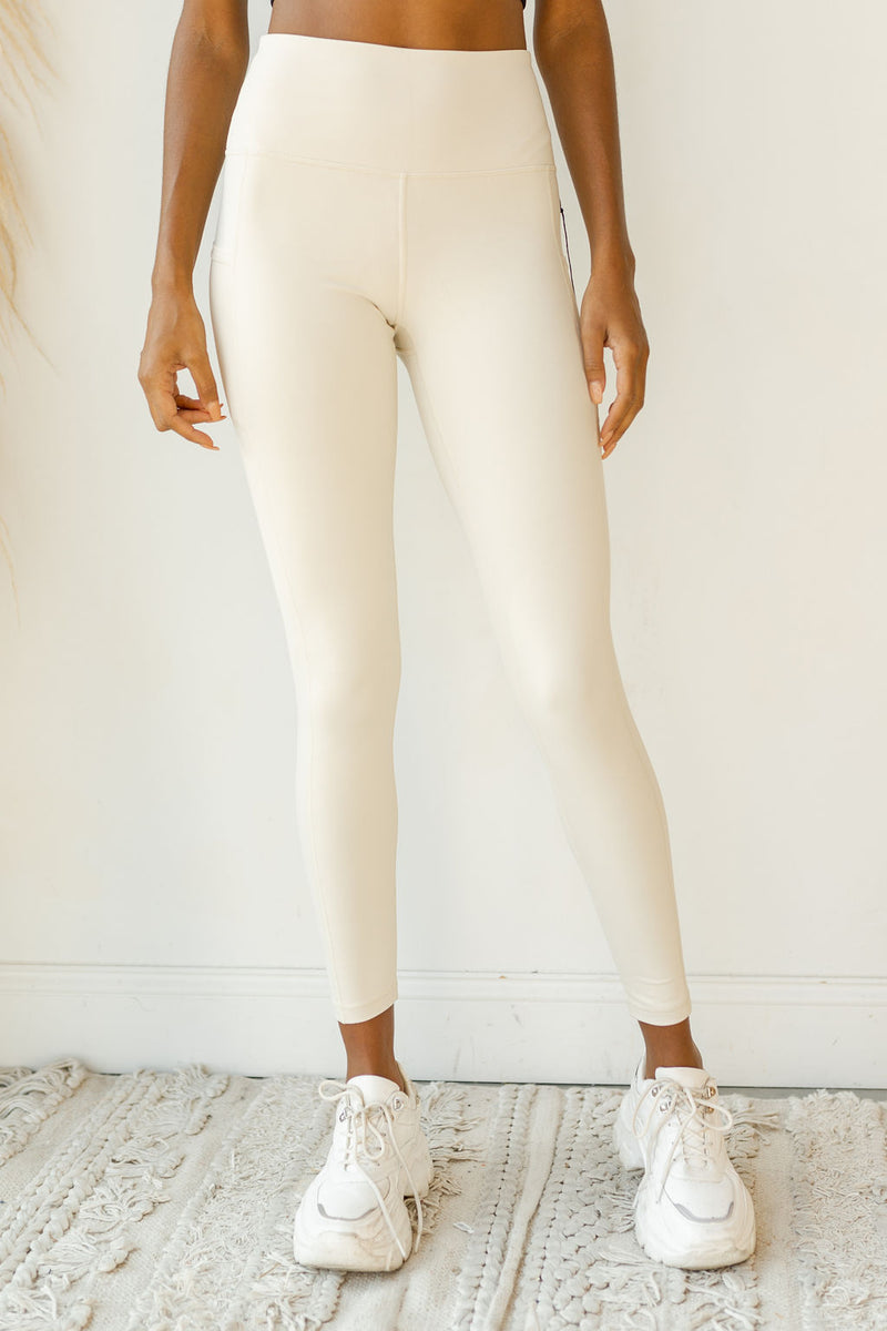 mode, highwaist essential leggings