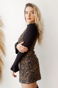 mode, stars above ribbed fitted top