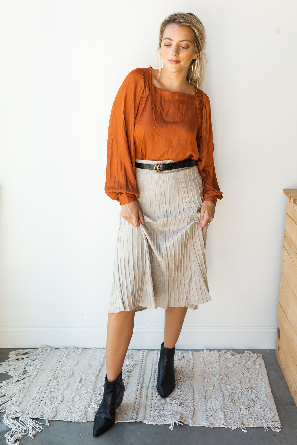 mode, honey bee satin top